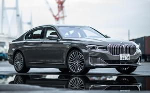 BMW 745e 2019 года (JP)
